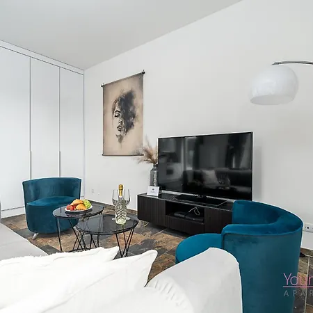 Your Holidays Golden Tulip Apartment *